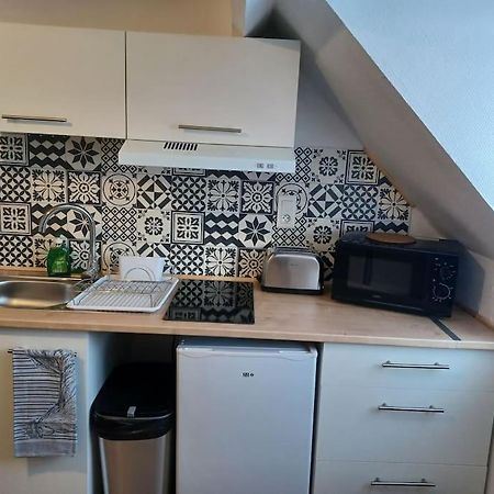 Apartamento Le Citadin Aeroport Beauvais Paris Exterior foto